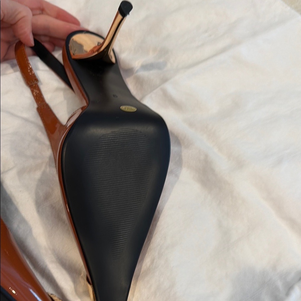 Patent Leather Slingback Heels with Gold Pointed Caps - Picture 3 of 4